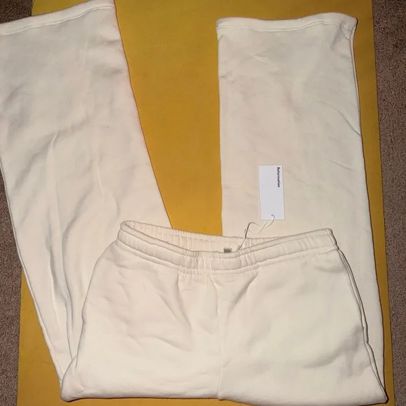 Reformation Cream Lounge Pants - Picture 2 of 4